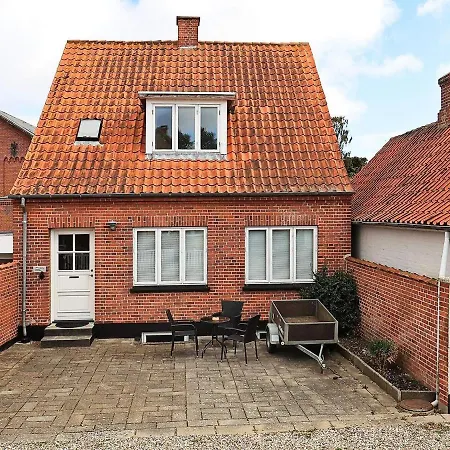 3 Person In R Sk Bing Ærøskøbing